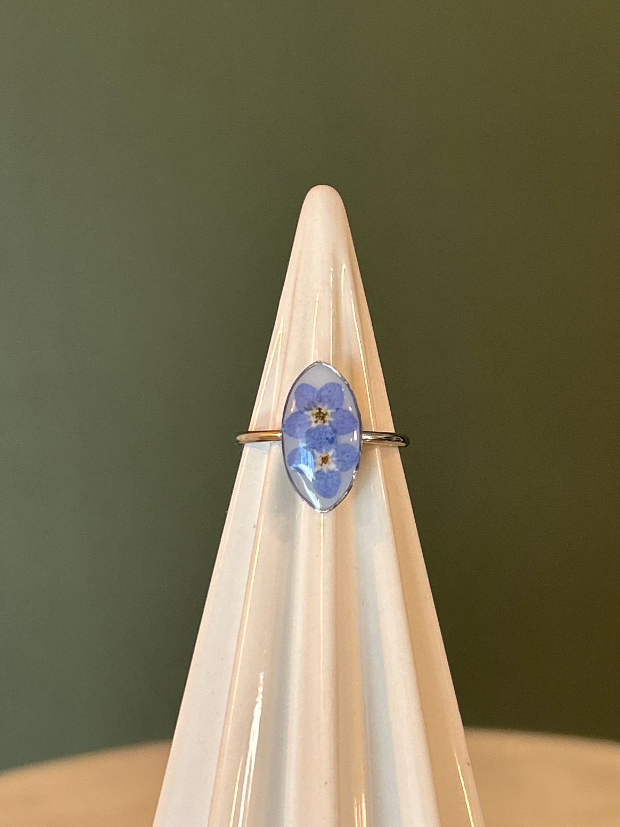 Large pointed oval ring with Forget Me Not- Stainless Steel