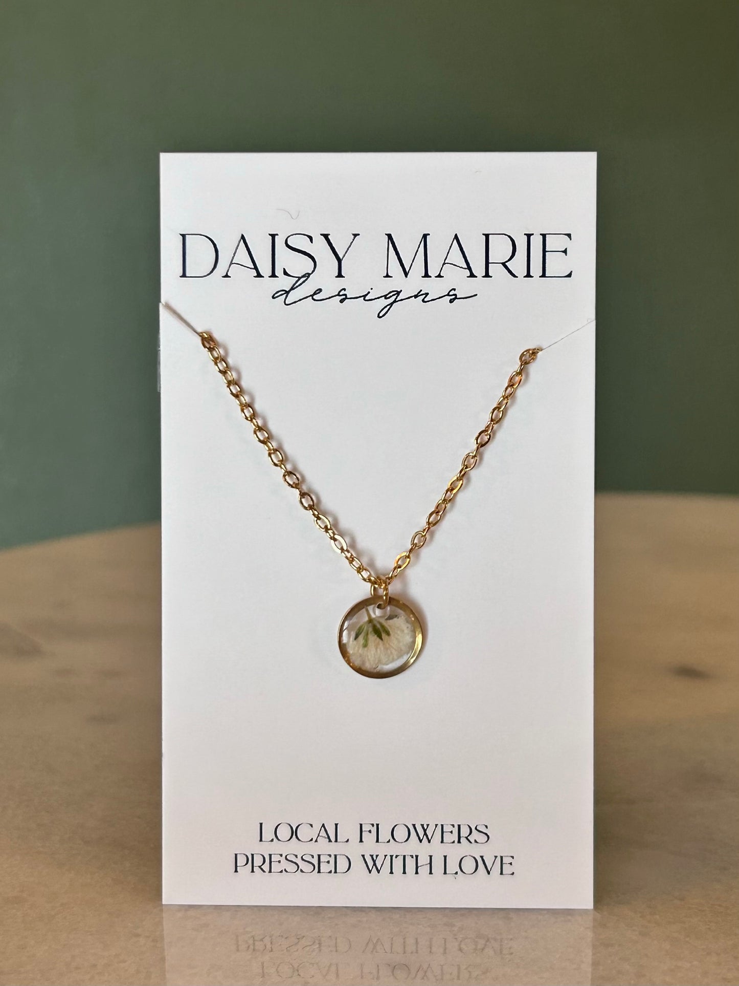 Necklace Baby’s Breath- 18k Gold