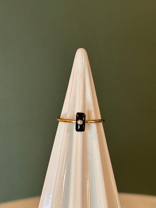 Tiny rectangle ring with Mustard Seed- 18k Gold